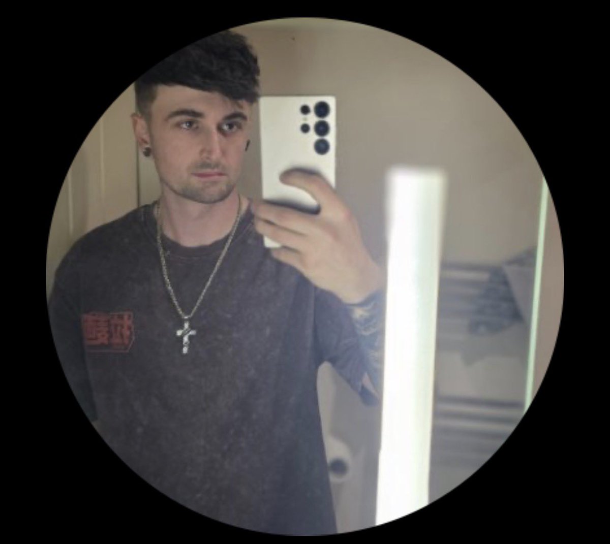 NO CONTEXT anthony fantano tweet media