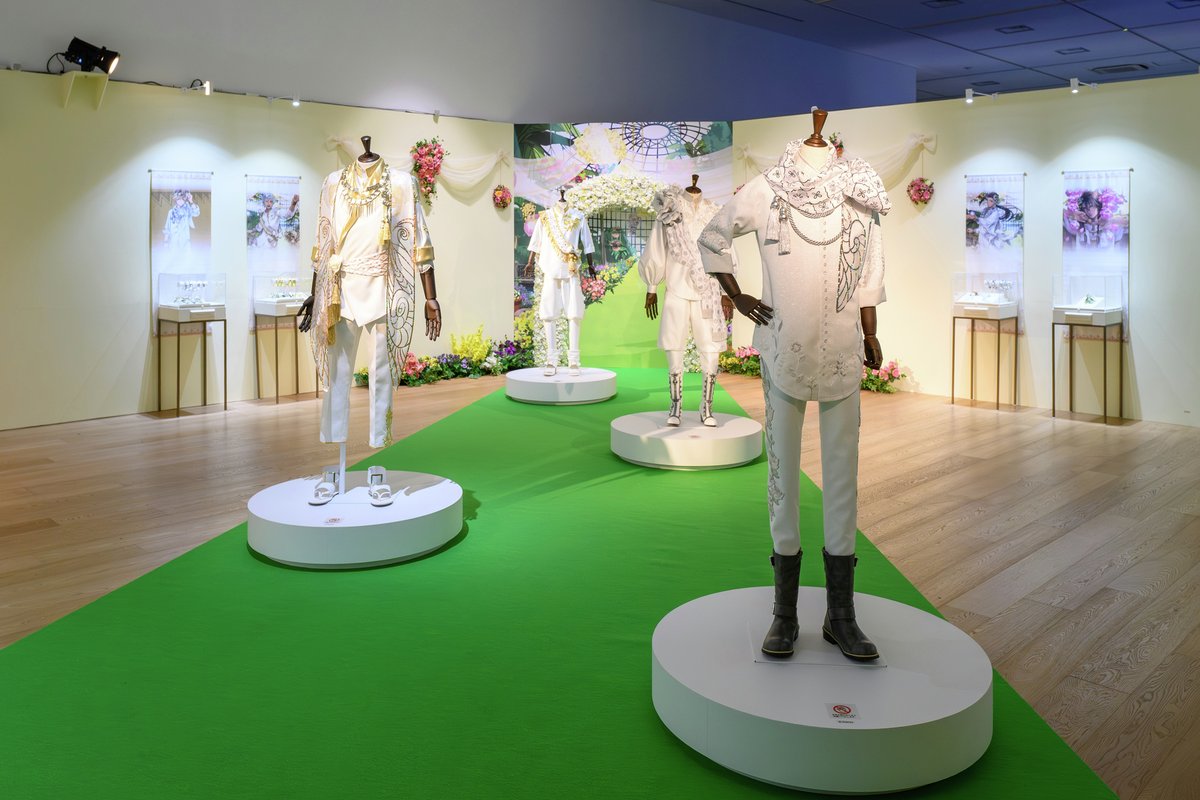 disneygames_jp's tweet photo. 『ディズニー ツイステッドワンダーランド展｜Seasonal Memories』
本日から3月29日（日）まで、六本木ミュージアムにて開催中です♪
みなさまのご来場を心よりお待ちしています。

▼展覧会詳細
https://t.co/fBXQWyipUt 

#ツイステ展　#ツイステ　#ディズニー https://t.co/CSy4HPapBs