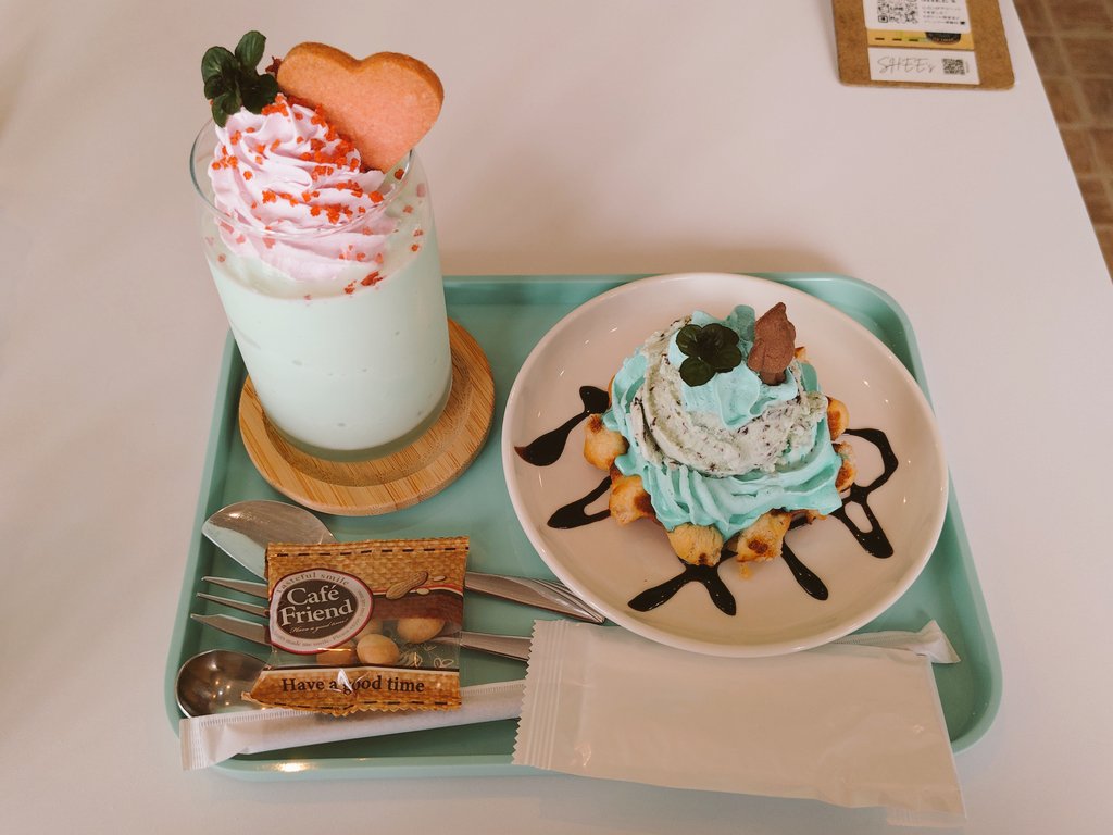 江南にてgirlyなランチをいただいた