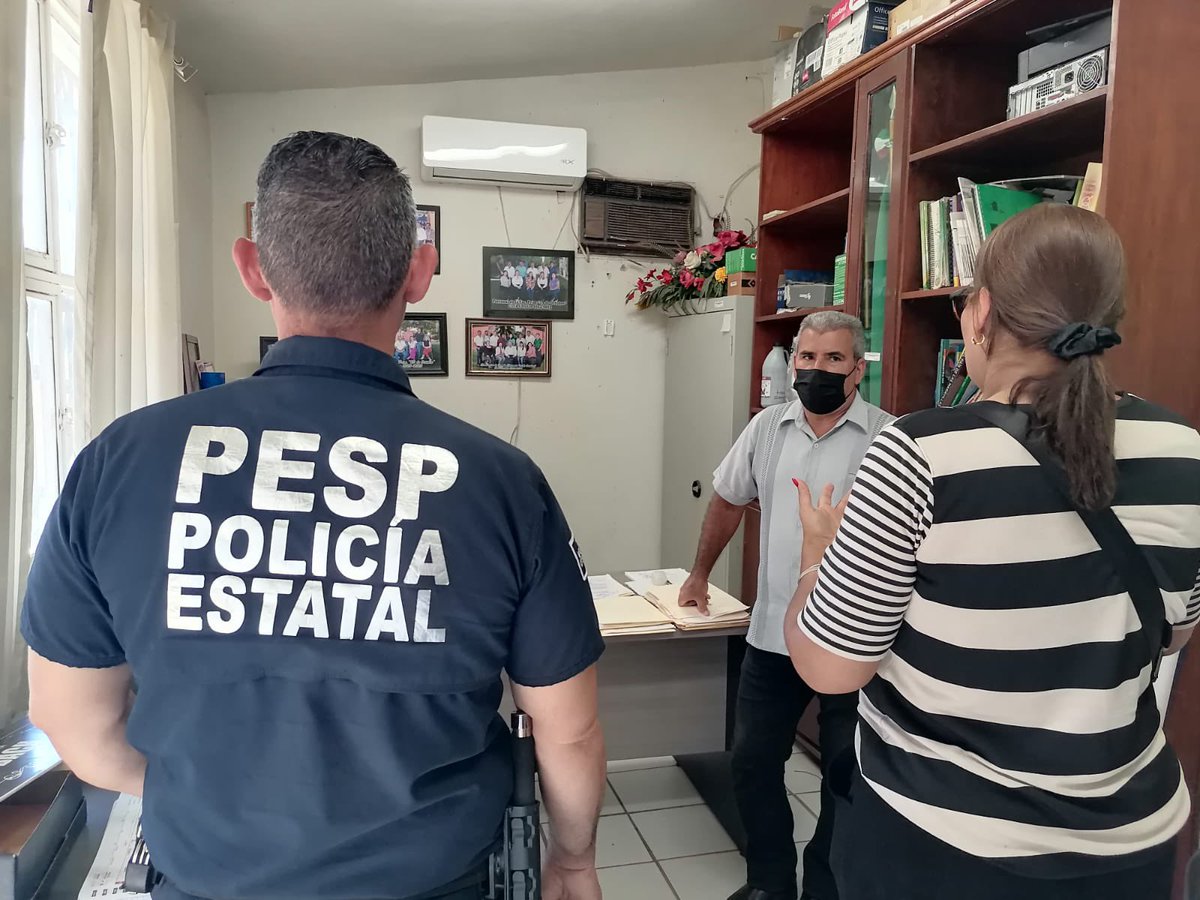 FabiolaASalaza's tweet photo. #Cajeme; el Centro Estatal de Prevención del Delito y PESP con apoyo del maestro Juan Jesús Corona Director de Educación en el municipio de #SanIgnacioRíoMuerto llevarán acabo una Jornada de pláticas, actividades y dinámicas en temas preventivos en varios planteles educativos https://t.co/txSG13YMJd