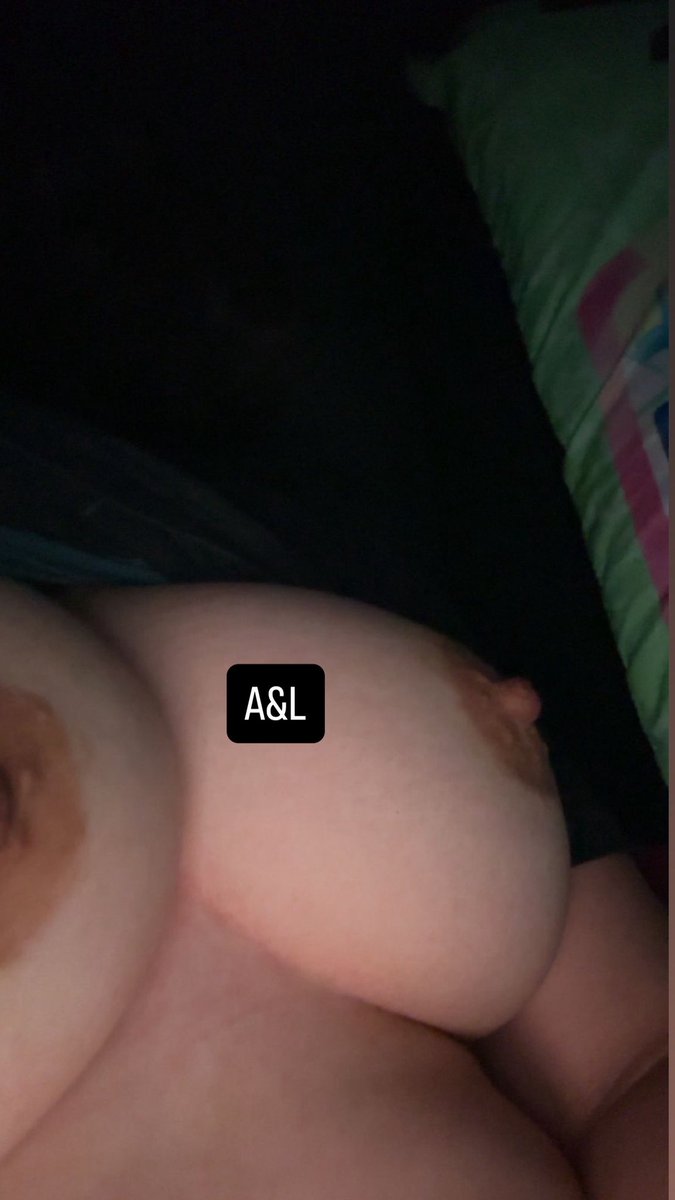 AngLuc17's tweet photo. Lu, quiere empezar a vender contenido, pregunta quien le compraria😈 quiere una complice para compartir verga https://t.co/9LEFIi2jbd