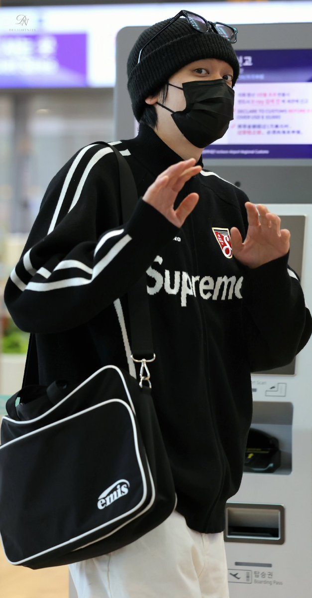 260306 인천공항 타이베이 출국

니에루지 대만콘 화이팅!💜😍

#니엘 #NIEL