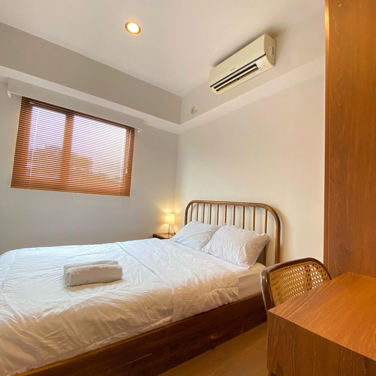 tedsetpb's tweet photo. [FOR SALE] The Wave Apartment – samping Taman Rasuna

🛏️ 2 KT | 🚿 1 KM | 📐 60m² | 🪑 Full Furnished 
🚌 TJ 6Q: 3 min walk 
🚊 LRT Setiabudi: 15 min walk / 5 min ojol 
🛍️ Deket EpiWalk, PasFes, Kokas

Cocok buat yg kerja di area Setiabudi / Kuningan 
💰 1.180 mio — negoin ajaa https://t.co/MskSS6RIq9
