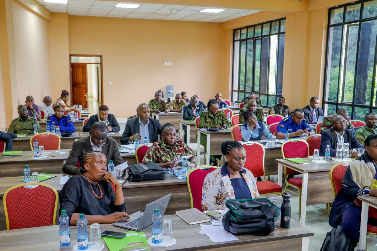 NPS CONDUCTS INTERNAL VALIDATION FOR POLICARE TRAINING CURRICULUM

The National Police Service (NPS) yesterday conducted an internal validation exercise for the POLICARE Service Provider Training Curriculum and Occupational Standards at the Kenya School of Government in Kabete.