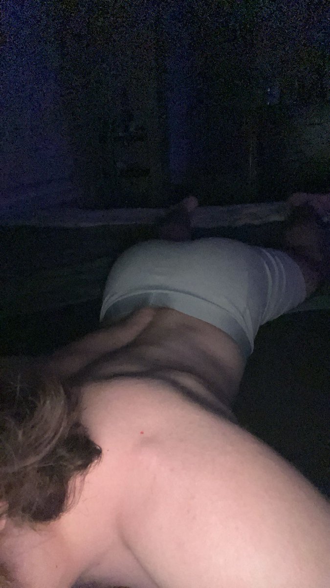 stonedpeachfuzz's tweet photo. how i’m found after a long day https://t.co/x12UV7HNtT