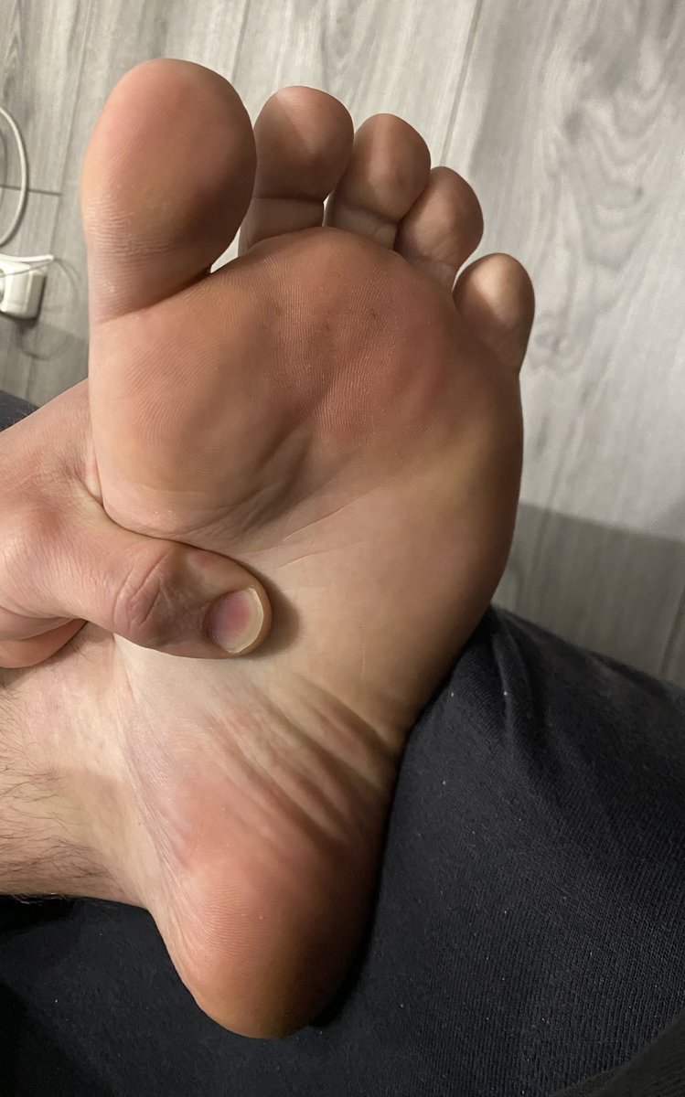 foot_like_pride's tweet photo. #feet #foot #feetlovers #footfetish #soles #barefeet #toes
#feetsofinstagram #feetmodel #malefoot #malefeet #footmodel #solestagram #prettyfeet
#feetpics #feetselfie #barfeet #footcare #softfeet #naturalnails #footphotography
#bodyart #minimalism #aesthetics #skincare #cleanfeet https://t.co/IdfaCEYbBt
