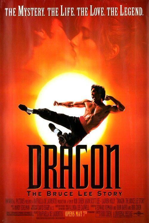 #dragon, la historia de Bruce Lee. Notable biopic sobre la vida de un mito del cine y las artes marciales. Una lucha de superación llena de racismo, desprecio y resiliencia. Muy bien narrada, merece la pena verla, para conocer la vida de un hombre que marcó una época. 4/5.