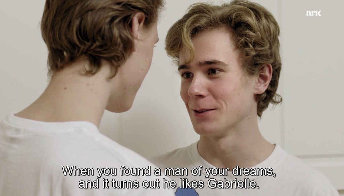skamvrse's tweet photo. cinema https://t.co/SrYb75XoVy