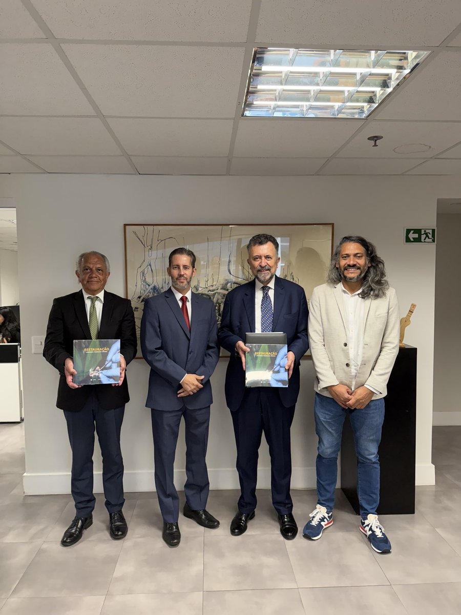 Gran encuentro y fructíferos acuerdos con DG Instituto do Patrimonio Histórico e Artístico Nacional Brasilia <a href="/IphanGovBr/">Iphan</a> <a href="/leandrograss/">Leandro Grass *️⃣</a>. Para 50 Aniversario inauguración <a href="/EmbaMexBra/">Embaixada do México no Brasil</a> octubre 2026,se explorará declararla Patrimonio Cultural de la Capital #BRASIL. Lo merece sin duda!