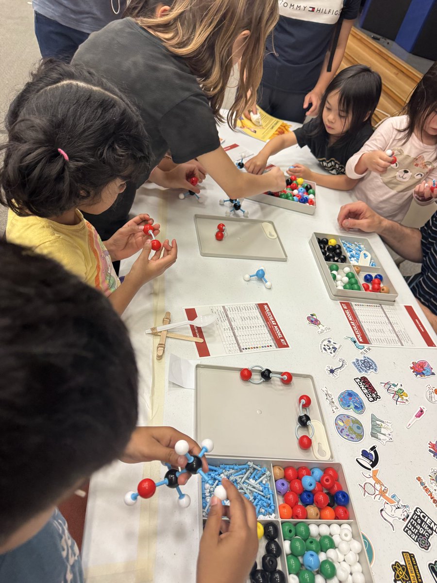 Alison Pennington tweet media