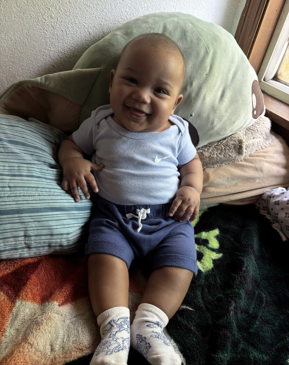 ShinigamiCass's tweet photo. I’m obsessed with his smile ☺️ https://t.co/IubgEecQ54