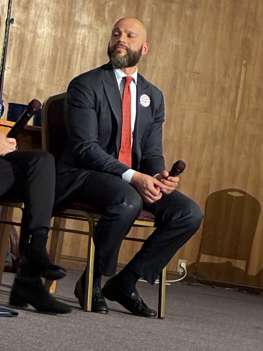 Suzanne Wells tweet media