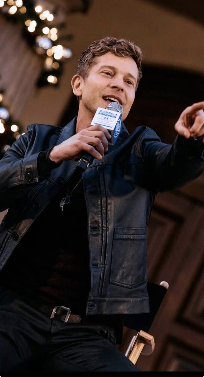 Matt Czuchry is still so gorgeous