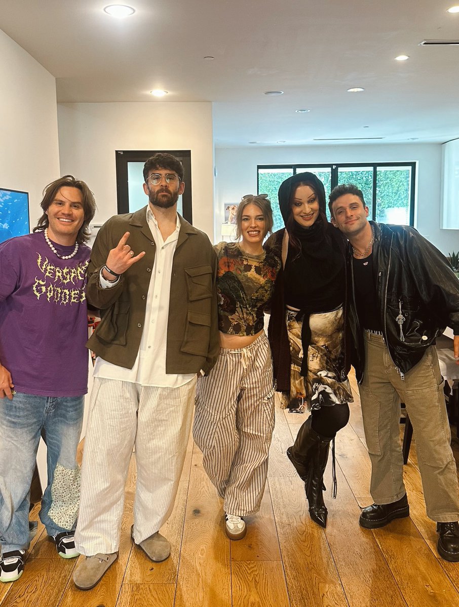 Jinkx Monsoon is Judy Garland tweet media