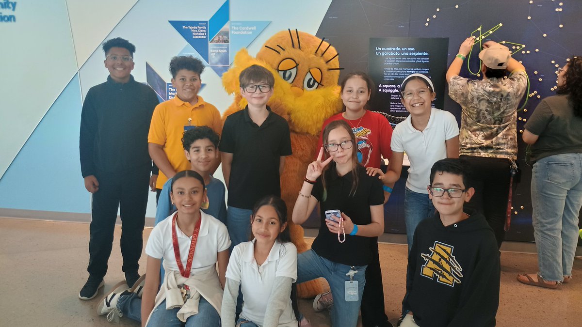 Mrs. Trow tweet media