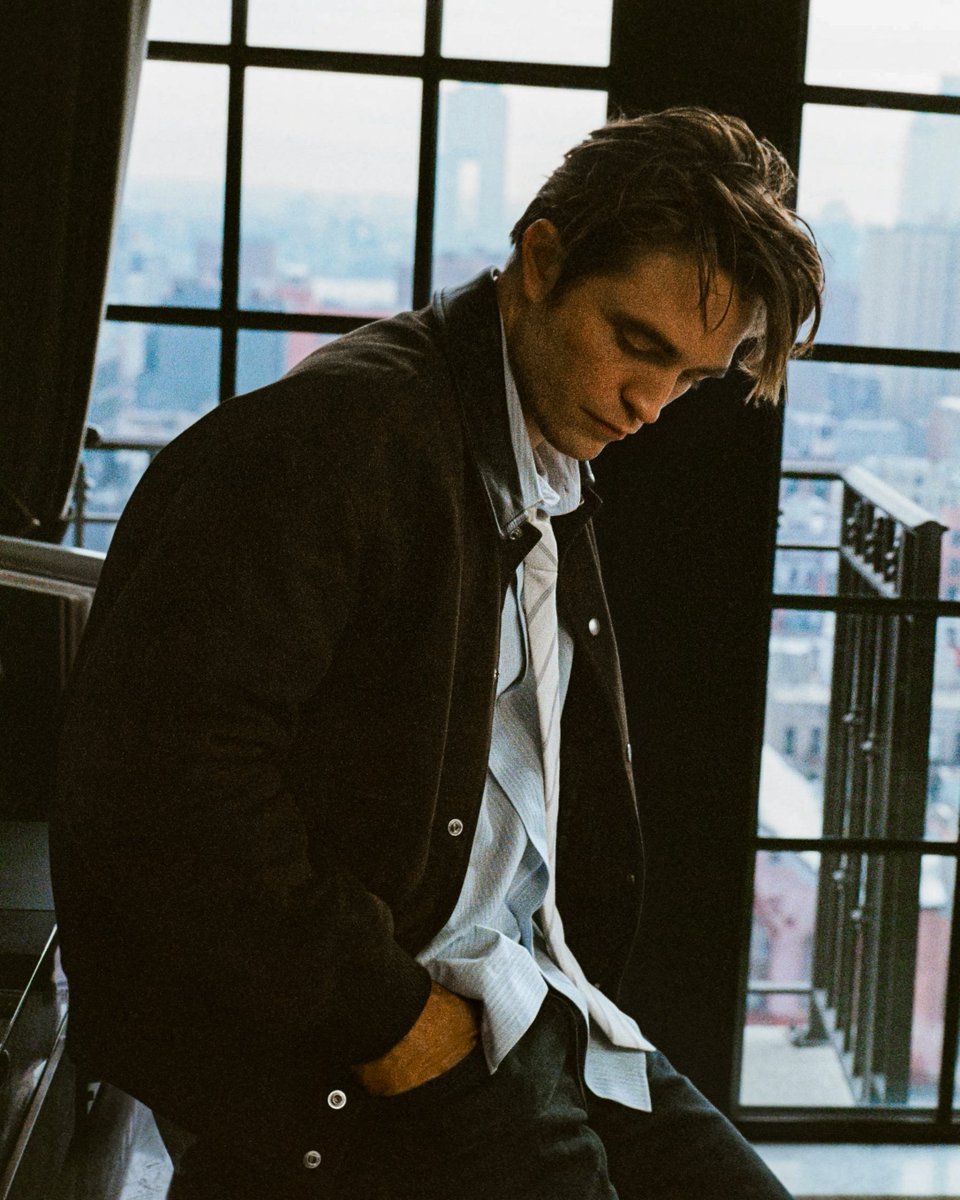 rbertpattinsn's tweet photo. °•*⁀➷ Thread of Olivia Rodrigo being a Robert Pattinson fan 🧵✨ https://t.co/FdTTcW31tf
