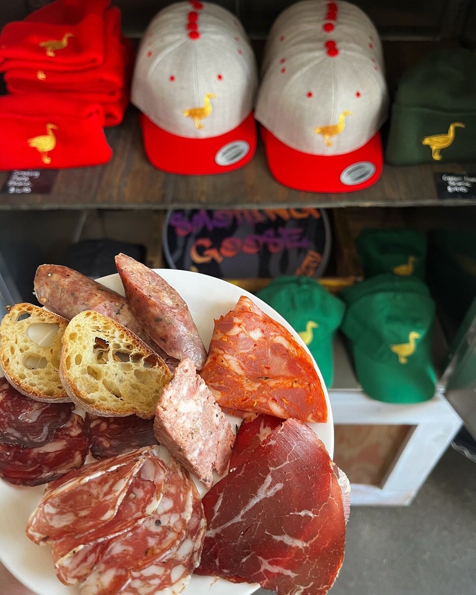 Smoking Goose tweet media