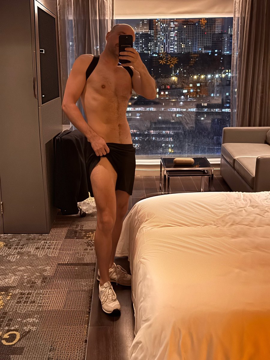 BestAli22's tweet photo. London 📍 https://t.co/AWg8zdXM9F