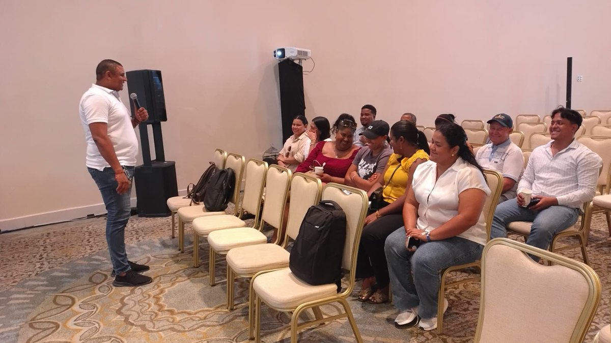 CNE_COLOMBIA's tweet photo. #CNEConLasRegiones | En Cartagena, iniciamos la jornada de capacitación a testigos electorales de agrupaciones políticas. De esta manera, fortalecemos las garantías del proceso democrático en las 5.549 mesas de votación de #Bolívar. ¡Así forjamos la #LegitimidadYTransparencia! https://t.co/kgEvoxmaFG