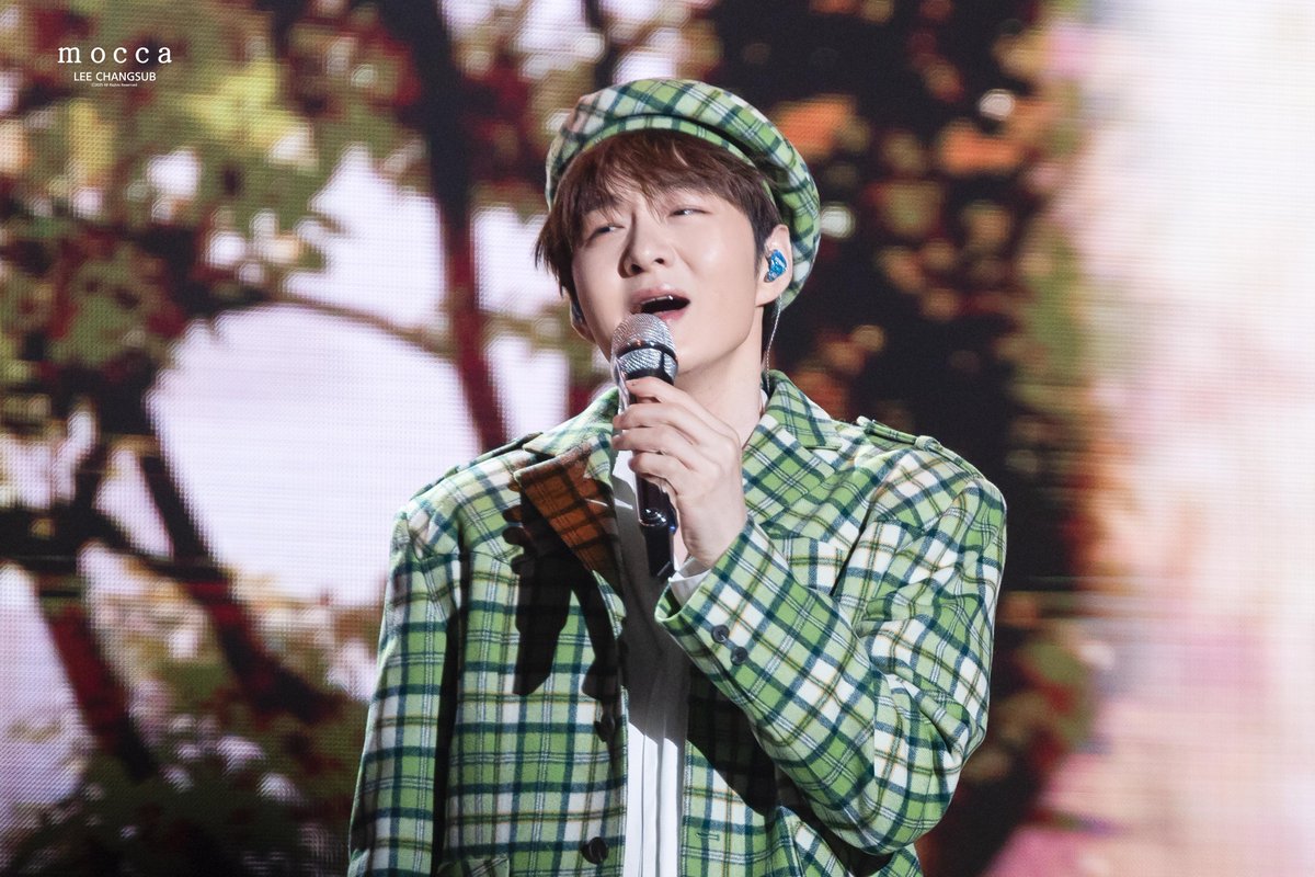 ᴍᴏᴄᴄᴀ☕️ tweet media