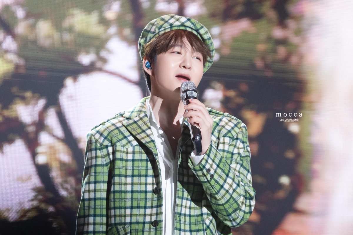 ᴍᴏᴄᴄᴀ☕️ tweet media