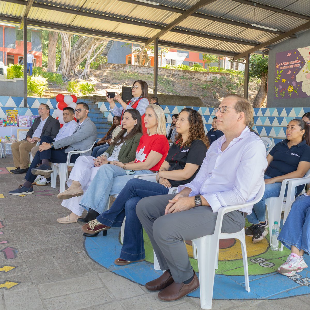 aldeassosSV's tweet photo. ✨ Esta alianza demuestra que la cooperación y el trabajo conjunto pueden generar cambios positivos y sostenibles en la vida de niñas, mujeres y sus familias. https://t.co/wlAlGIIaWT