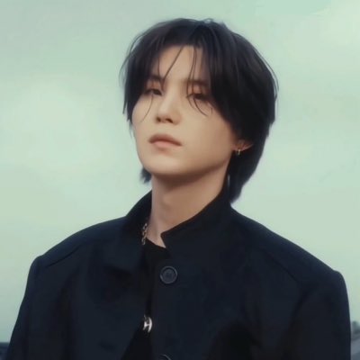 zethiagarkar's tweet image. #NuevaFotoDePerfil

Like Animals.