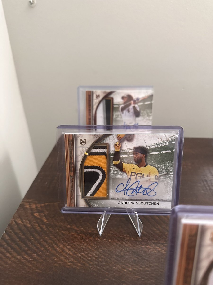 Crystal Ball Cards & Collectibles tweet media