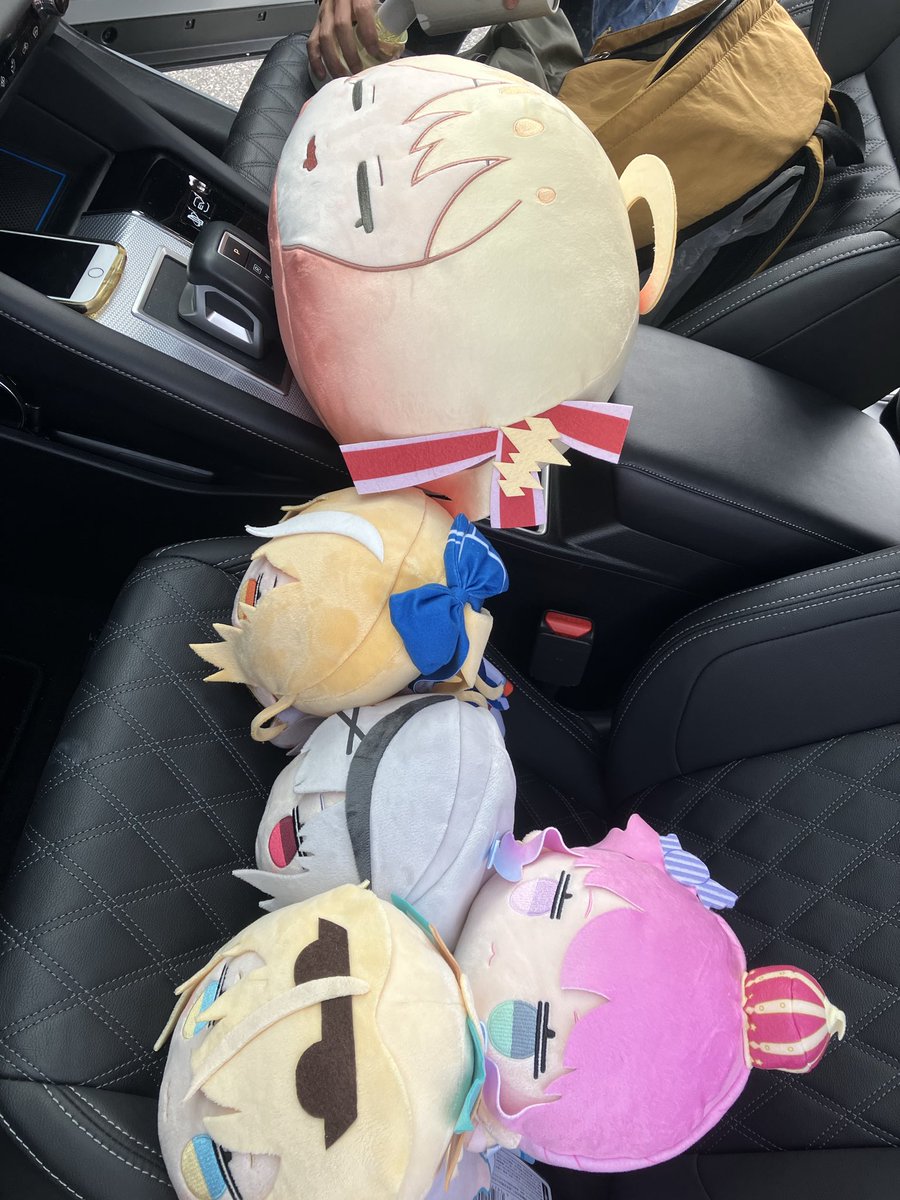 setuna114's tweet photo. 着いたぞー
準備万端EXPOもfesも楽しむぞー
親友の野うさぎくん運転ありがとねー
 #hololivefesEXPO26_DAY1 https://t.co/geg4F6z8F2