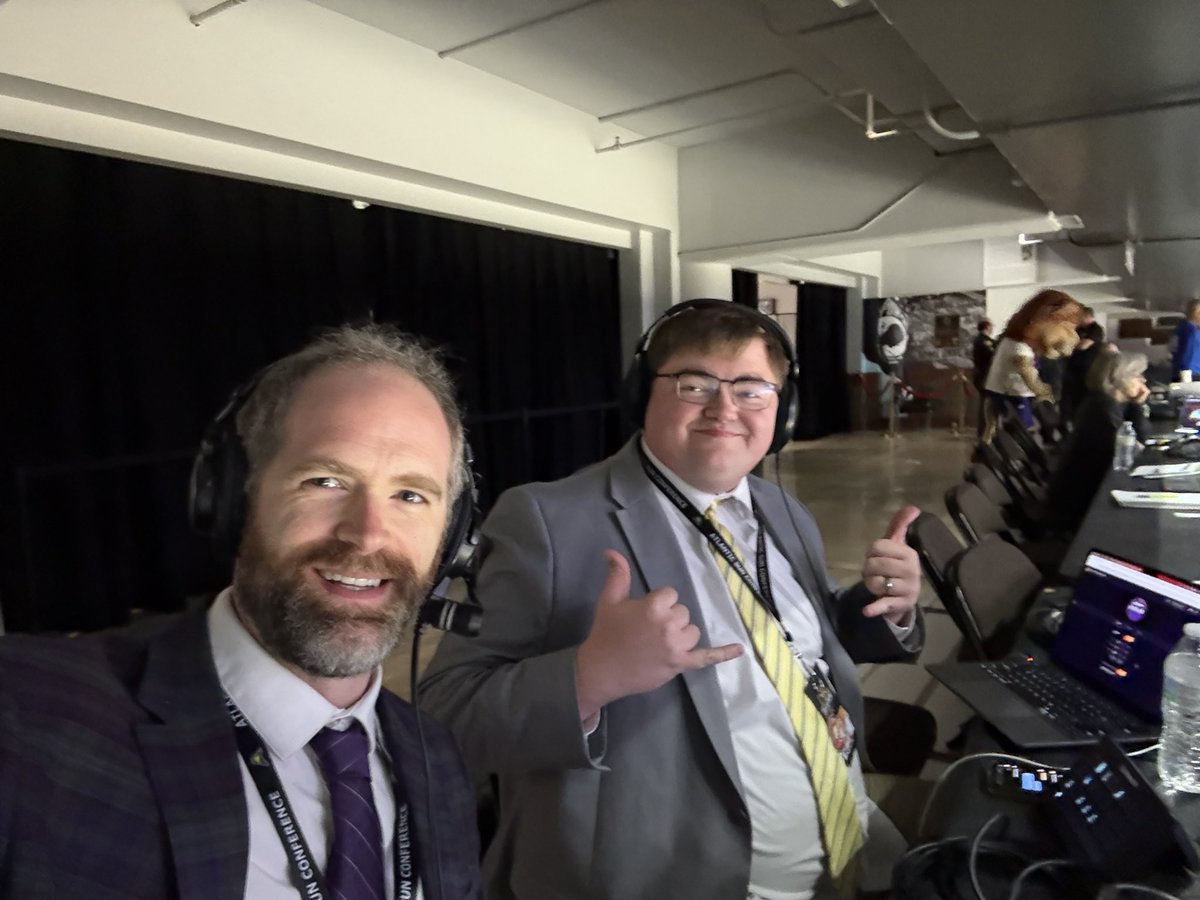 Benjamin Ray tweet media