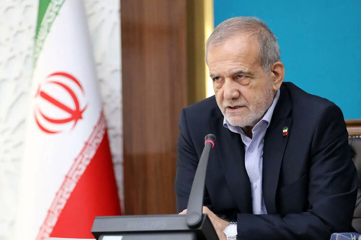 🚨 BREAKING:

Iranian President Masoud Pezeshkian:

We have entered a new phase of the war. Tehran has finished its stockpile of old missiles, and now the true technology of the Islamic Republic will be revealed. From now on, Kheibar Shekan-4 missiles will be launched towards the