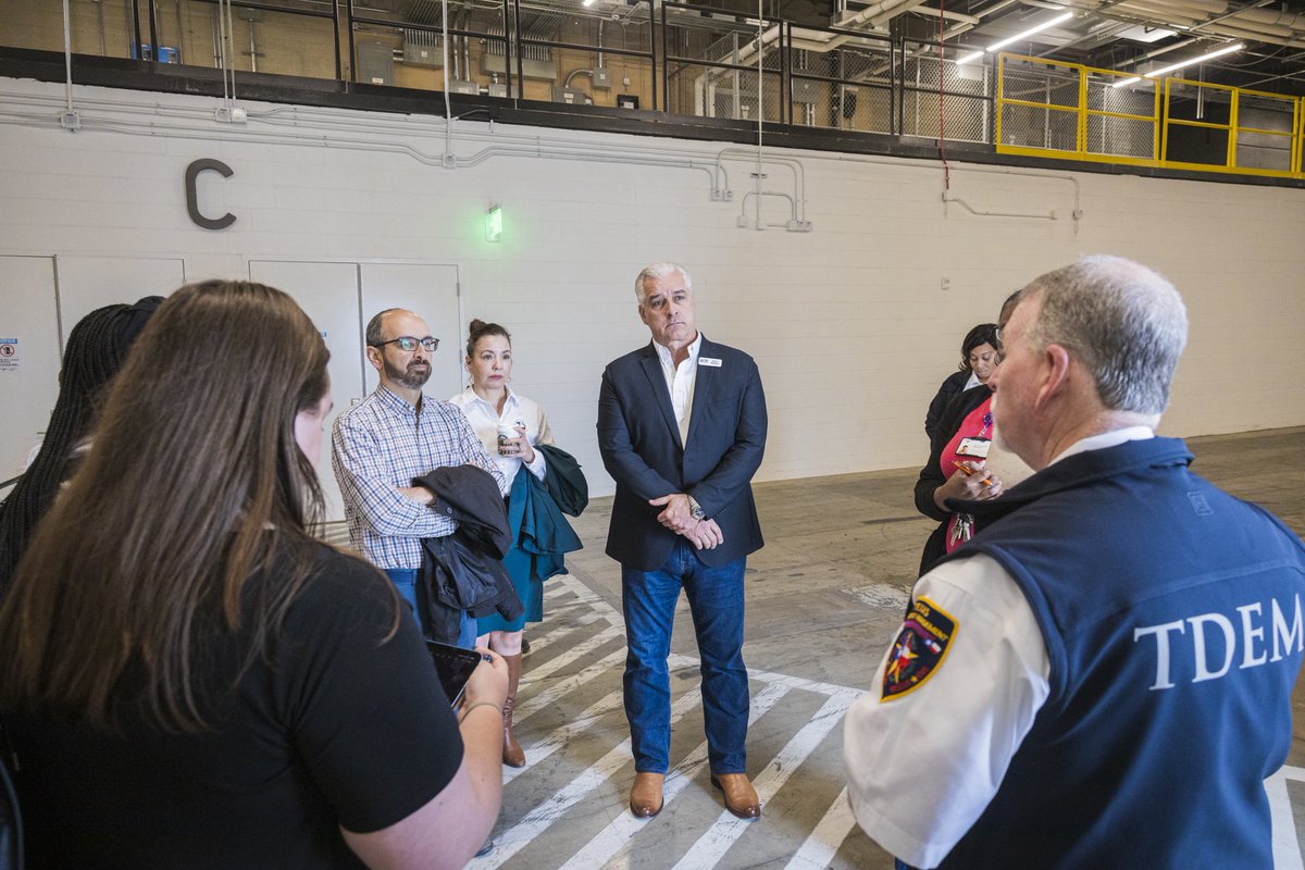 TheConferenceTX's tweet photo. Several members of our planning team participated in a walk around of the @FWConventionCtr as preparations for #TheConferenceTX continue!

Will we see you in the @CityofFortWorth in May!?

Register Today: https://t.co/OmtaW5mmQo https://t.co/Kh4blEBTI7