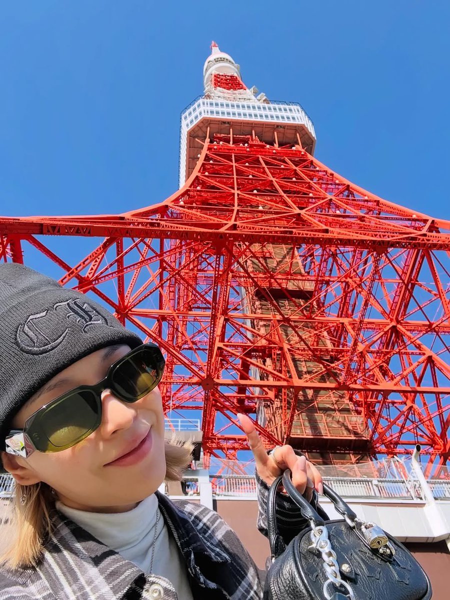 BoAさん東京にいるーー！🗼
髪の毛かわいい😙❣️❣️❣️