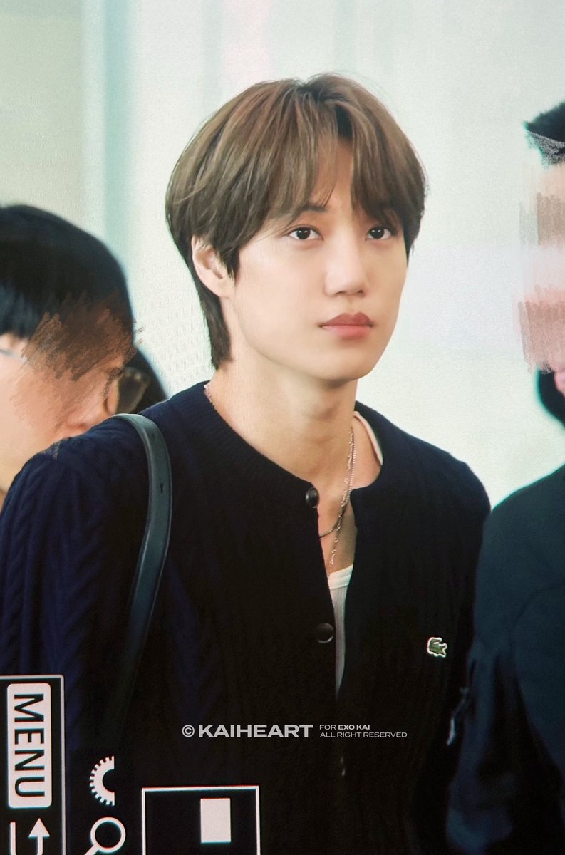 KAI_HEART_114's tweet photo. 260306 ICN  

#KAI #카이 #종인 #엑소카이
@weareoneEXO
#KAIxLacoste 
#ParisFashionWeek https://t.co/1NCWg9WYZk