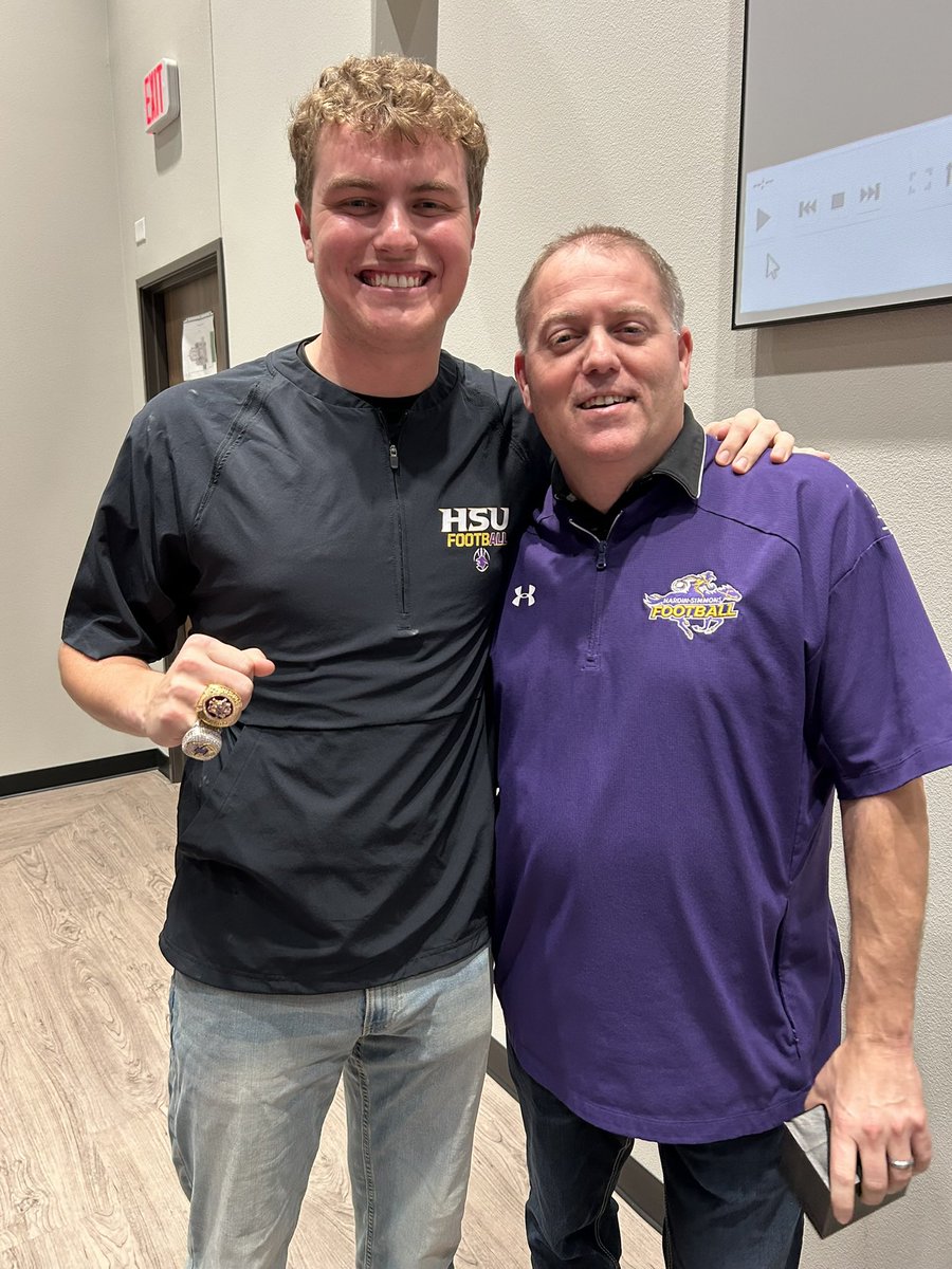 Todd Brown tweet media