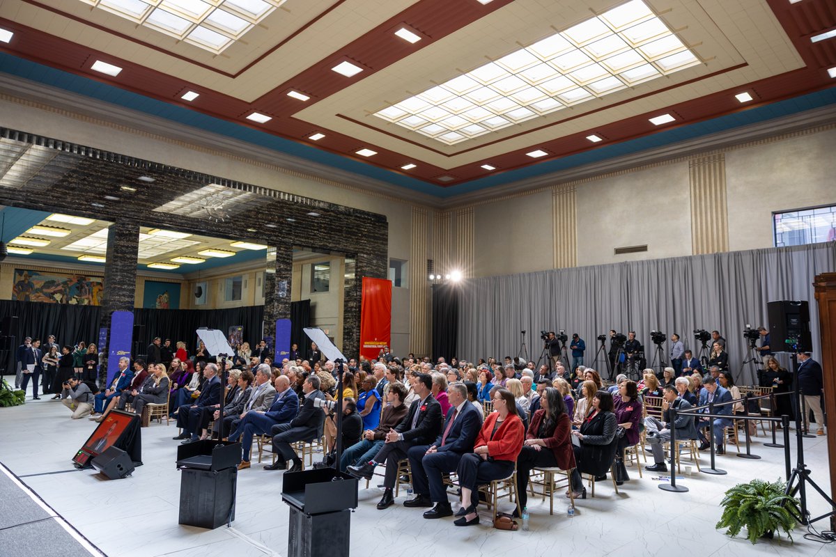 Randle Communications tweet media