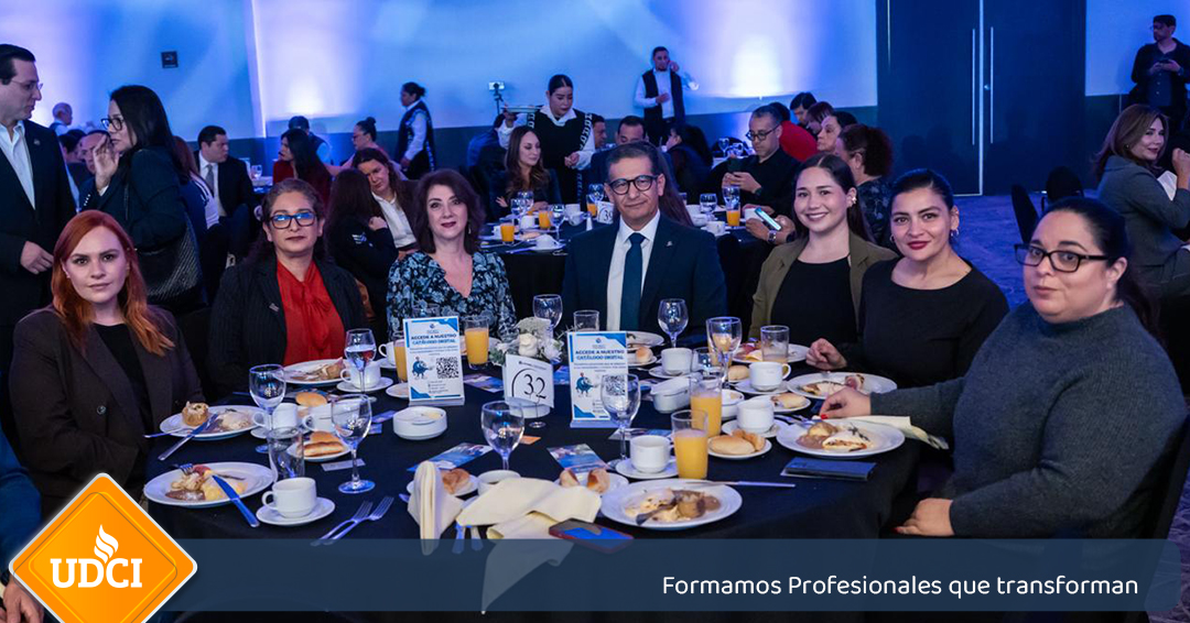 udci_mx's tweet photo. Se llevó a cabo la Toma de Compromiso del Consejo Directivo 2026 de #CoparmexTijuana, donde @a_carrillov, #RectorUDCI, asumió como Presidente de la Comisión de Educación, y manifestó estar alineando a los objetivos y estrategias en favor del desarrollo educativo y empresarial. https://t.co/0tetJHjcS9