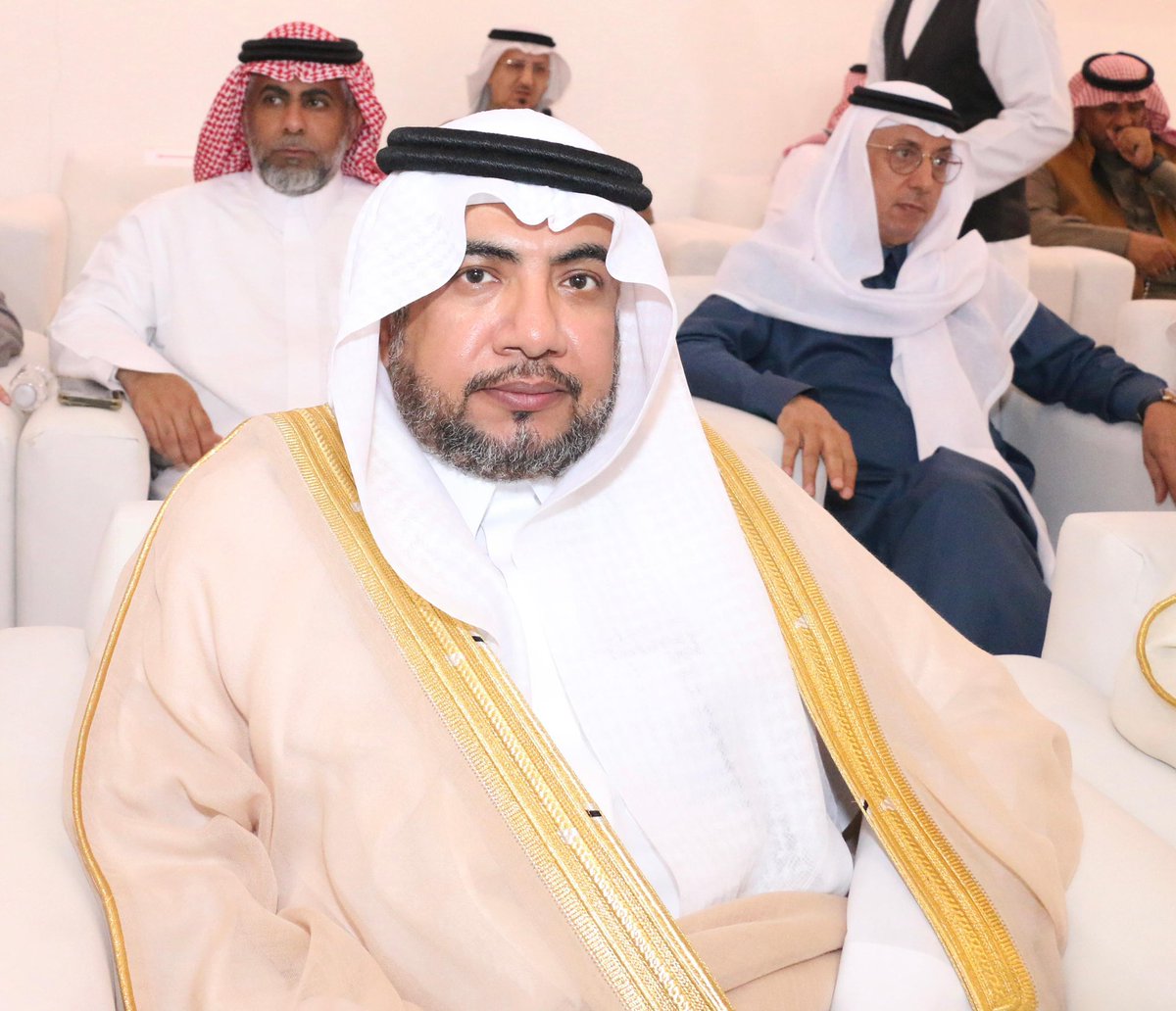 RTC_1396's tweet photo. بحضور ورعاية محافظ محافظة رأس تنورة اختُتمت الدورة الرمضانية الثانية بنادي رأس تنورة وسط حضور كبير من المسؤولين والأهالي ومحبي الرياضة 
وفي ختام البطولة سلّم المحافظ كأس البطولة وجائزة المركز الأول وقدرها خمسة عشر ألف ريال 
لفريق نجوم رحيمة بعد فوزه بالبطولة
#نادي_راس_تنورة https://t.co/1rsQdOgPOi