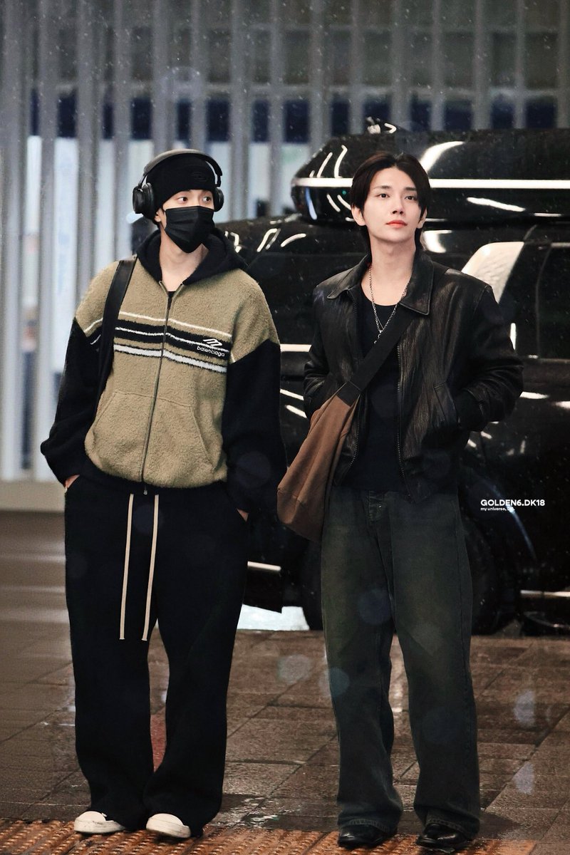 kyeomshufeed's tweet photo. parents #SEOKSOO https://t.co/a4L4g8k7oF