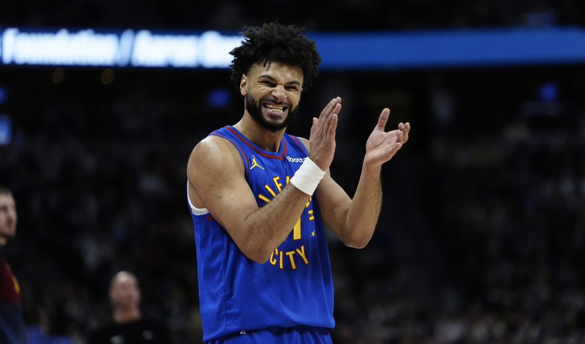 𝒃🏀 tweet media