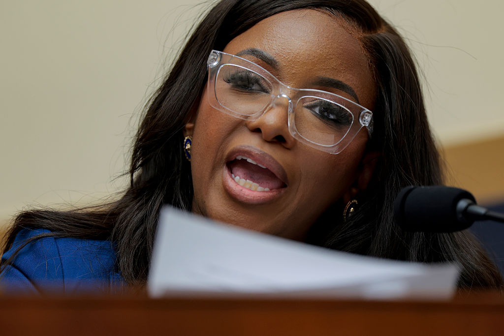 iPower 92.1/104.1 tweet media