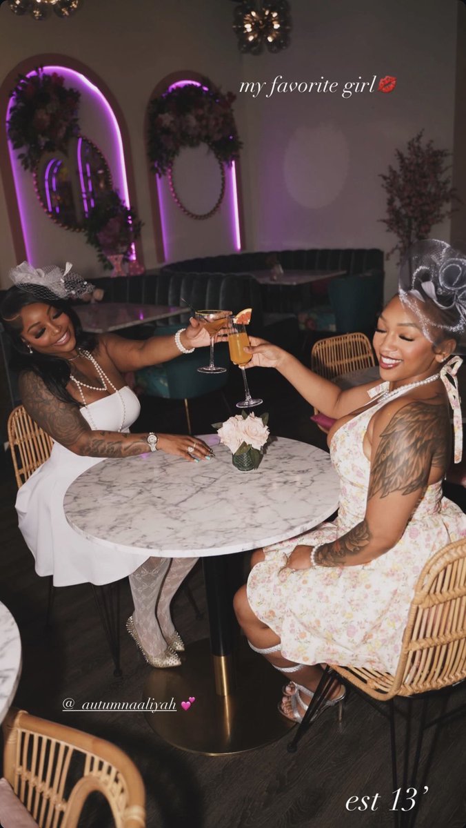 the teacher’😏🫦📸 tweet media