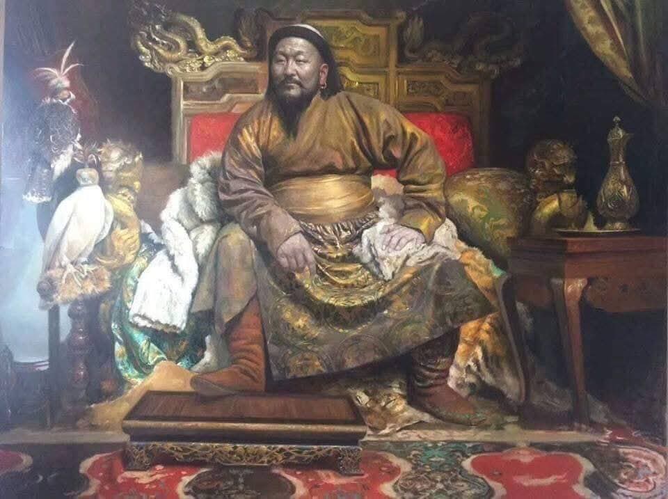 Gansukh_Art's tweet photo. Жисүн дээл - Зүсэн дээл
Юань улсын судар (元史)-ын 78-р дэвтэрт монголчууд жисүн дээл хэмээх ёслолын хувцас өмсдөг байсан талаар бичиж үлдээжээ. Жисүн дээлийг баяр наадам, найрны үеэр өмсдөг байжээ. 
Жисүн дээл
Монголоор "жисүн" (өнгө зүс гэсэн утгатай)
Copy: Erdenebileg UrianKha https://t.co/aoUYLgaAyG