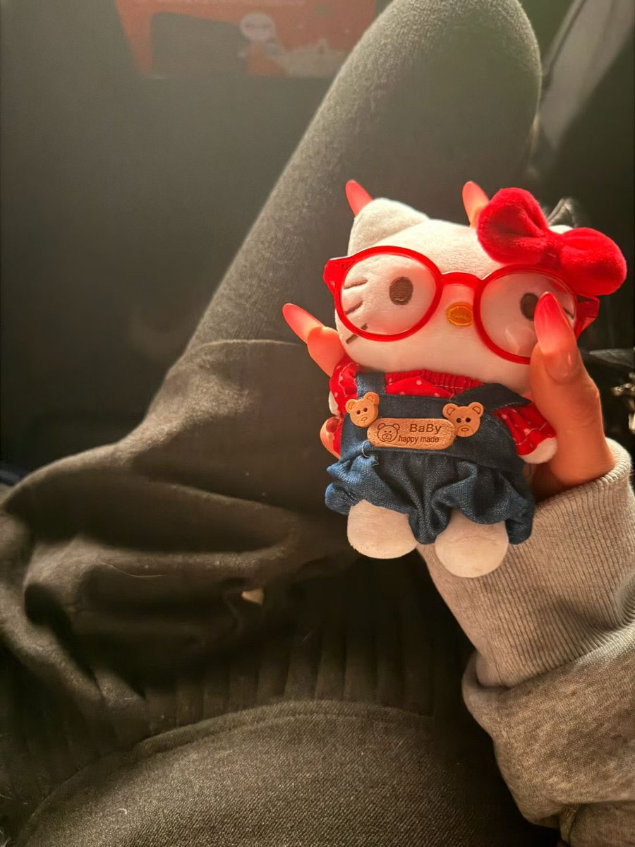 cc睡不醒 tweet media
