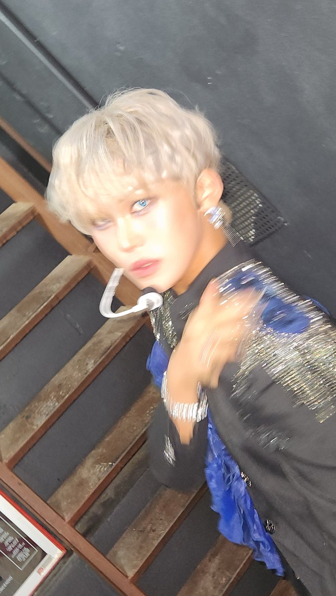 IM JUST NOW SEEING THESE OH MY GORGEOUS HYUNI