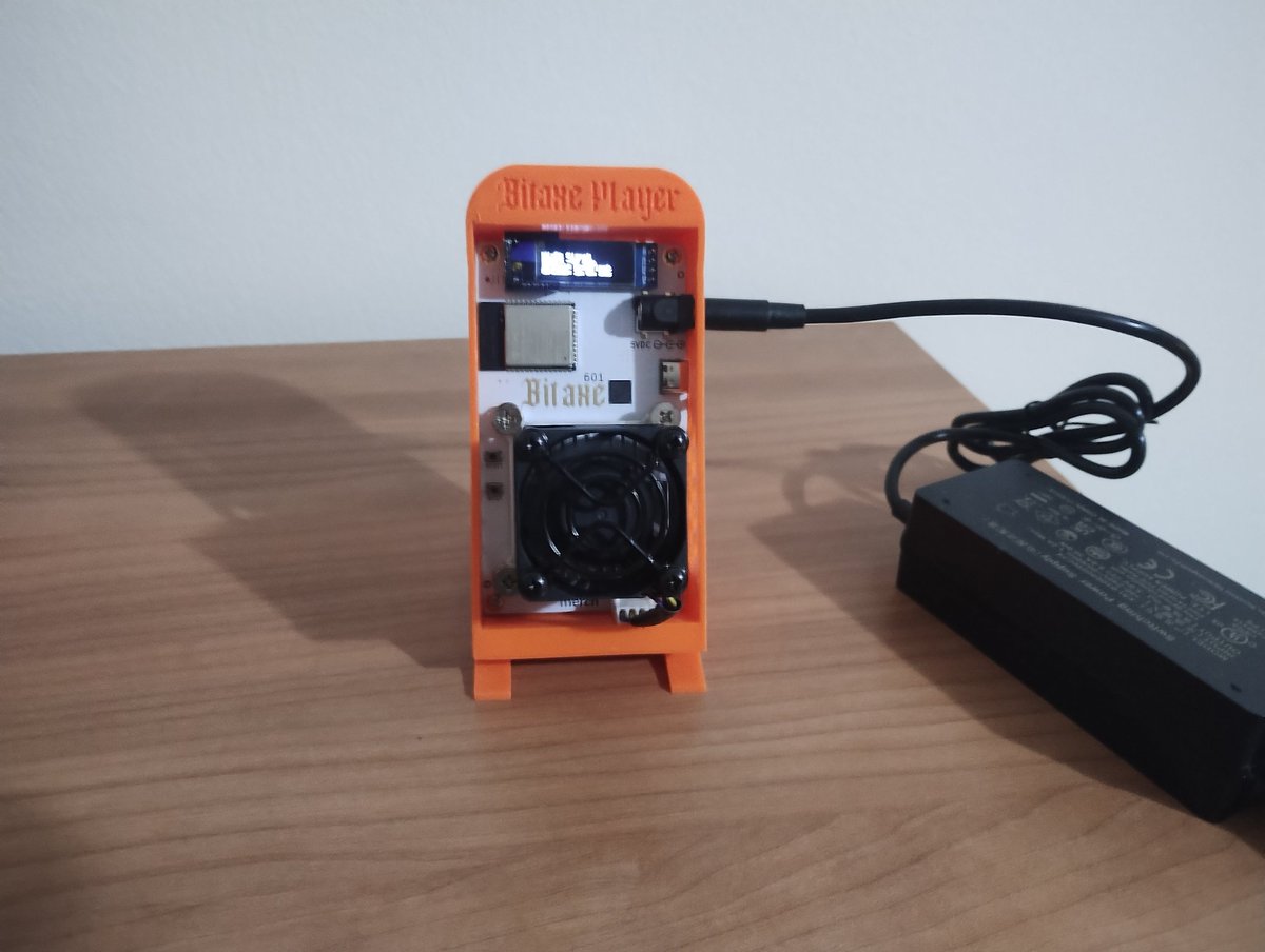 FreeCryptoBro's tweet photo. Just set up the Bitaxe Gamma 601. 

I'm crazy happy.

Thank you @BitcoinMerchCom

#bitcoin #bitcoinmining #bitcoinmerch https://t.co/5vASyOKP5J