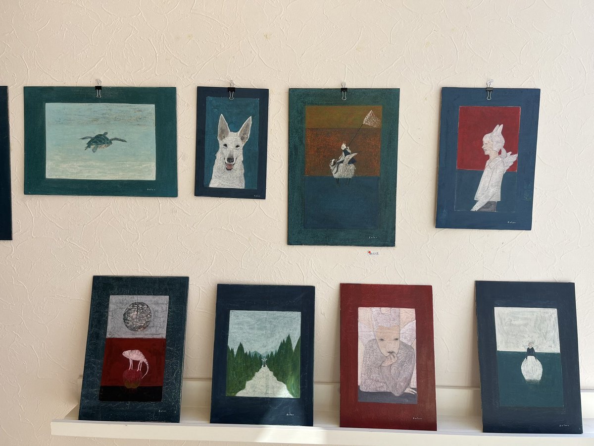 room_kawagoe's tweet photo. 「せなかにつばさをもってどこに行こう。そらん」板絵、立体オブジェ、絵本の展示。 https://t.co/udEvUrPx9a