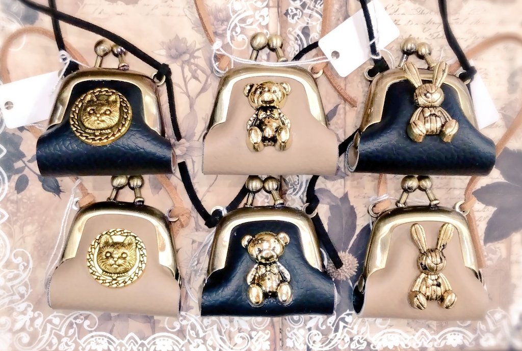 ❤ドール用ポシェットミニがま口❤ うさぎ、くま、ねこメダル 黒と