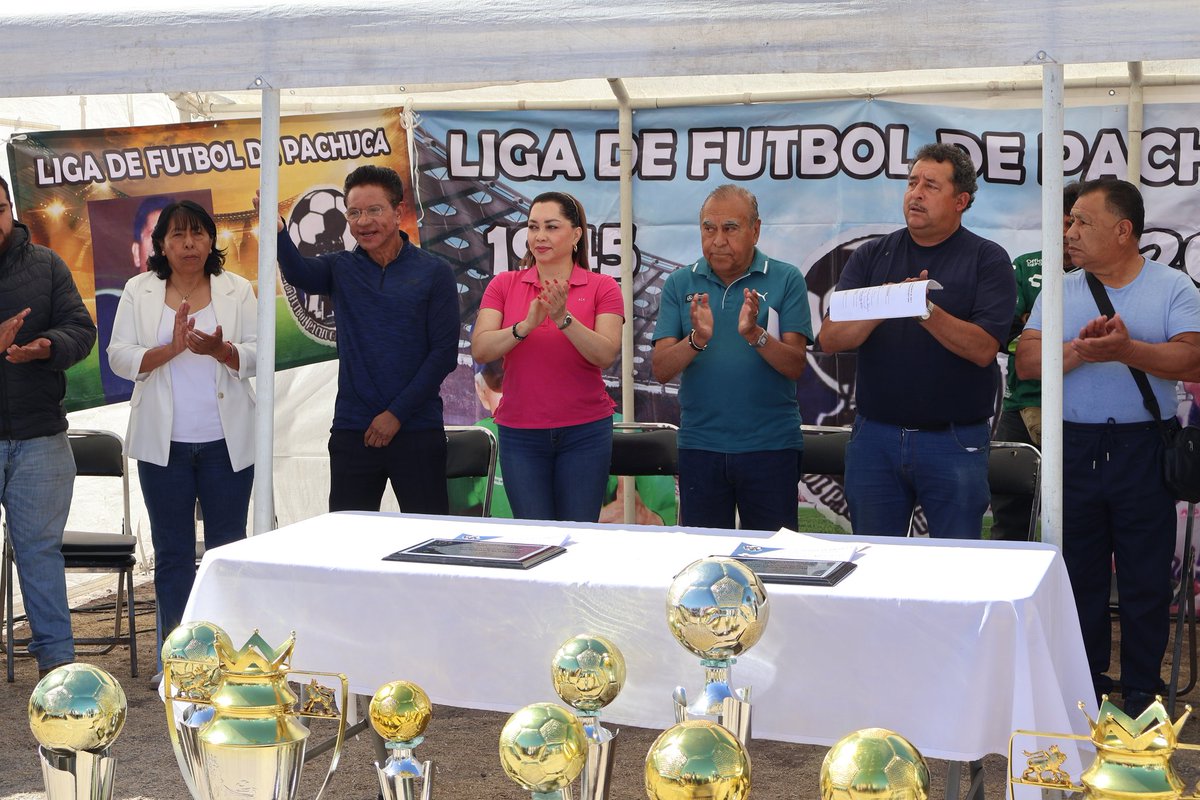 Benjamín Rico tweet media