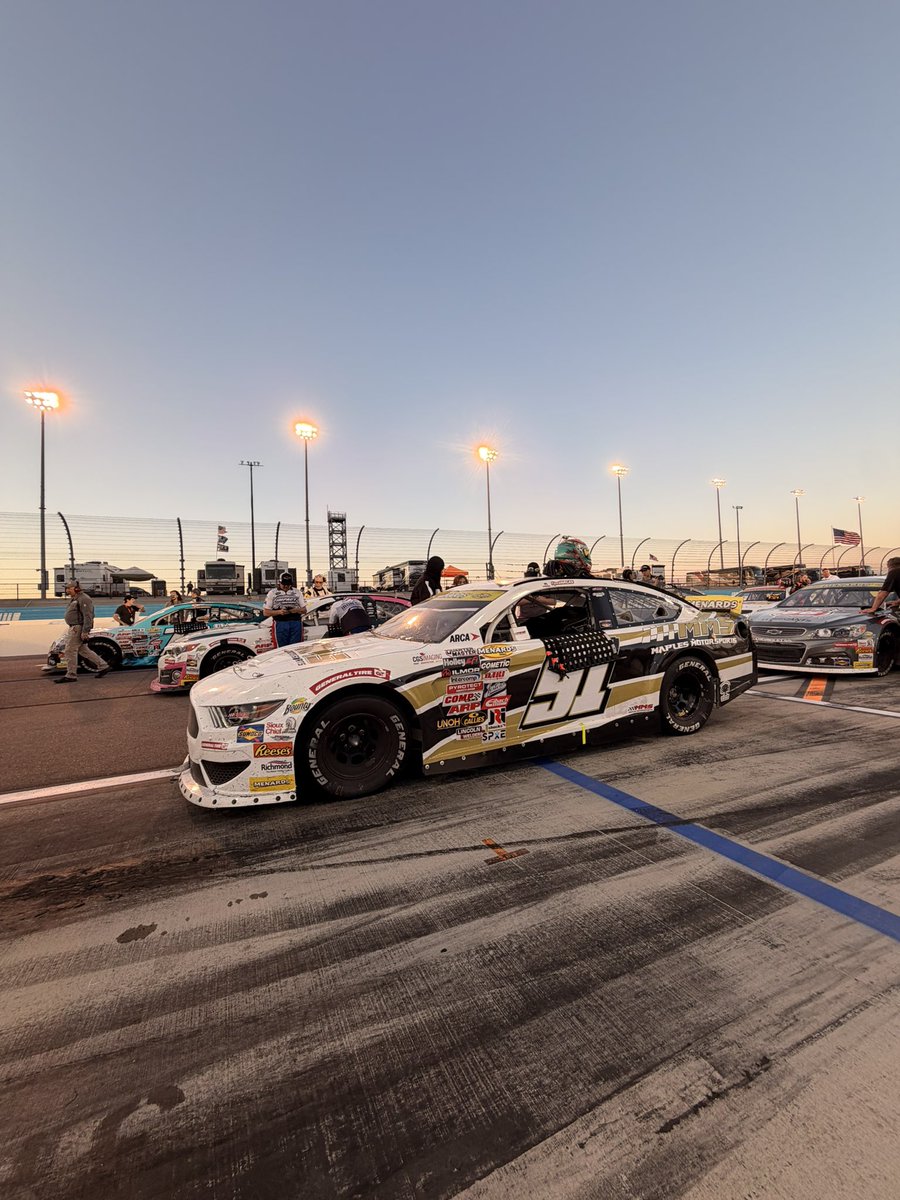 Should’ve finished 10-14th, got a flat, lost a lap.

P17, small stripe.